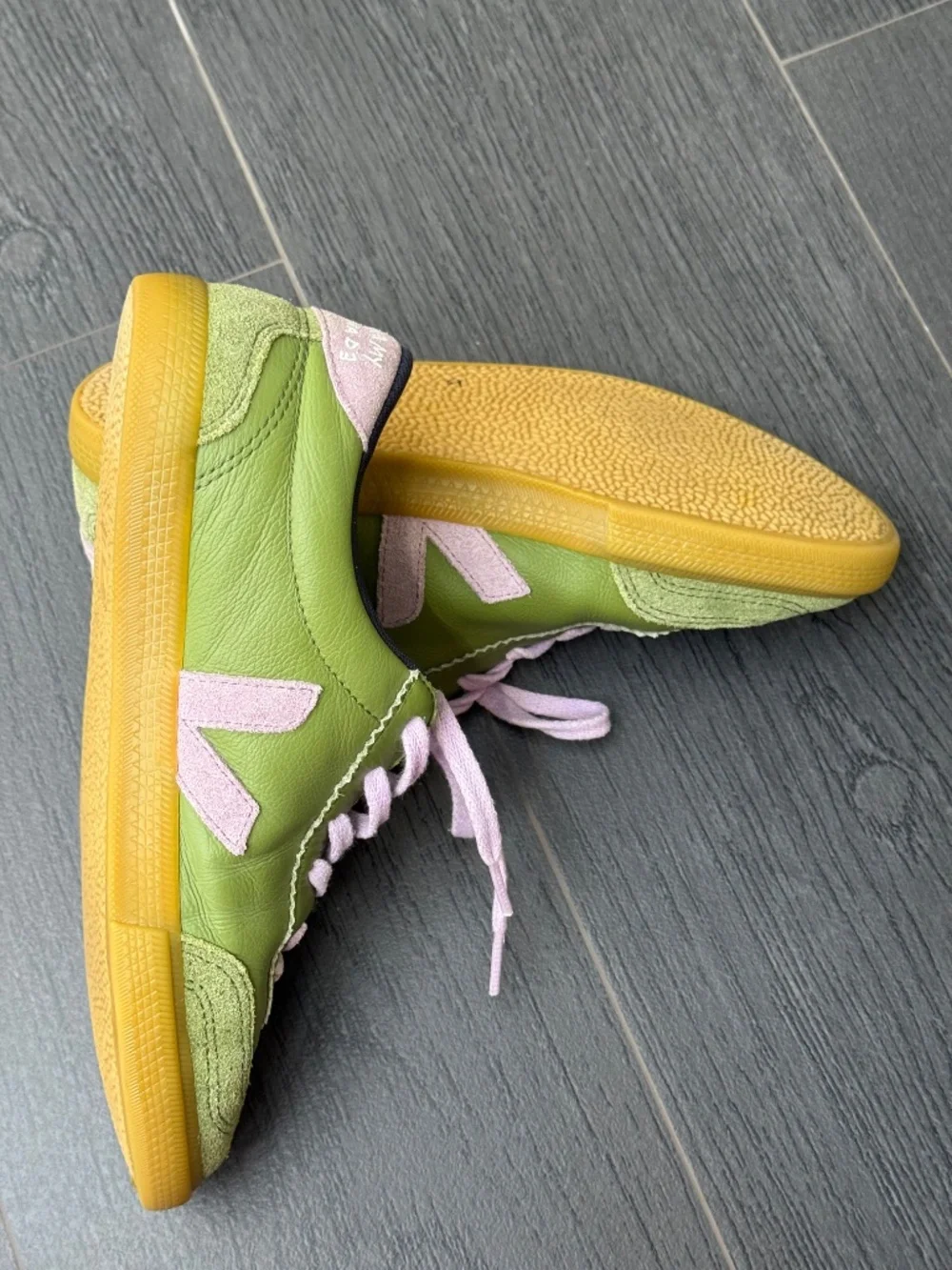 volley leather vela x make my lemonade kiwi orchid